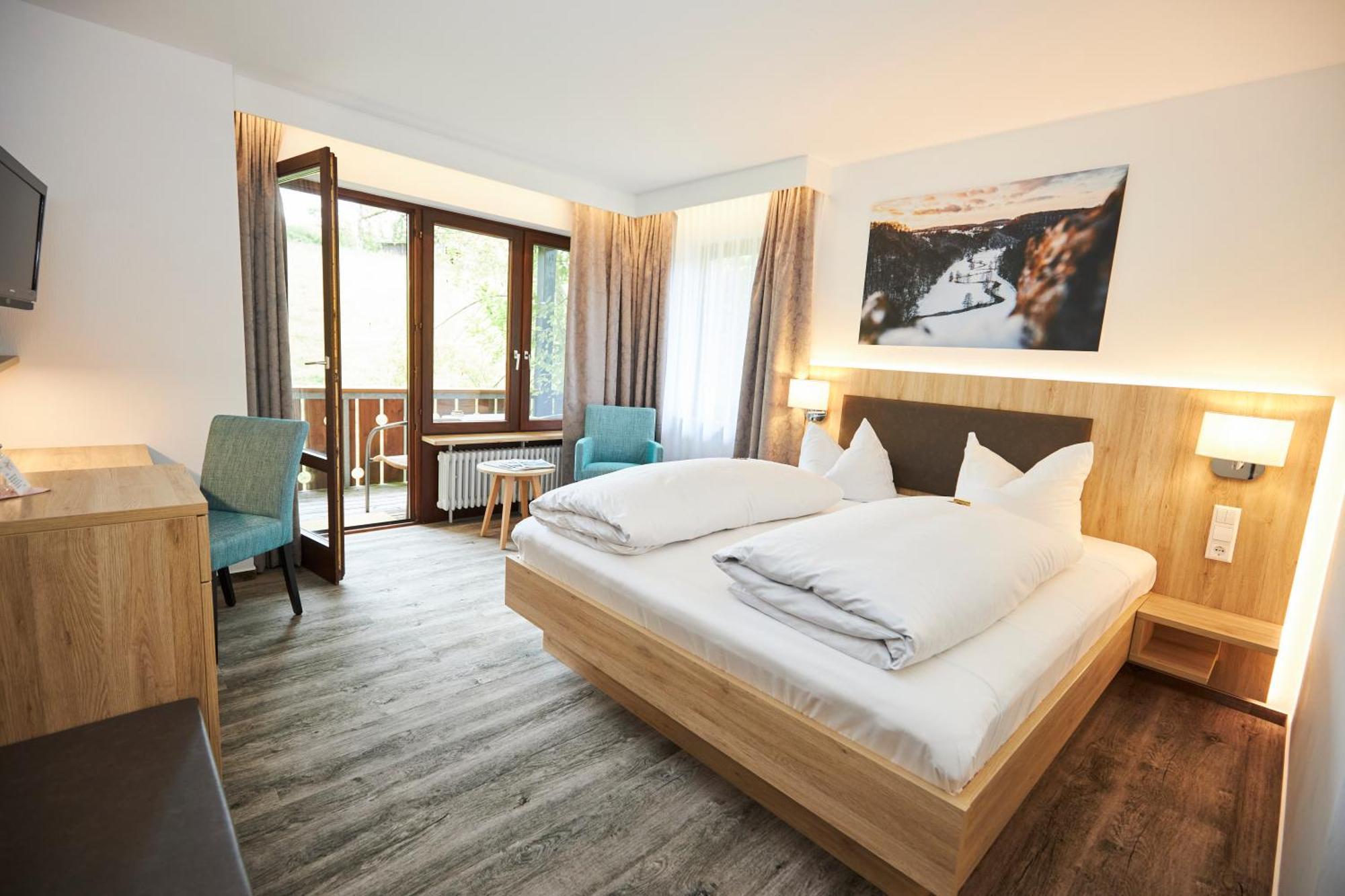 Flair Hotel Gasthof Zum Hirsch Hayingen Exterior photo